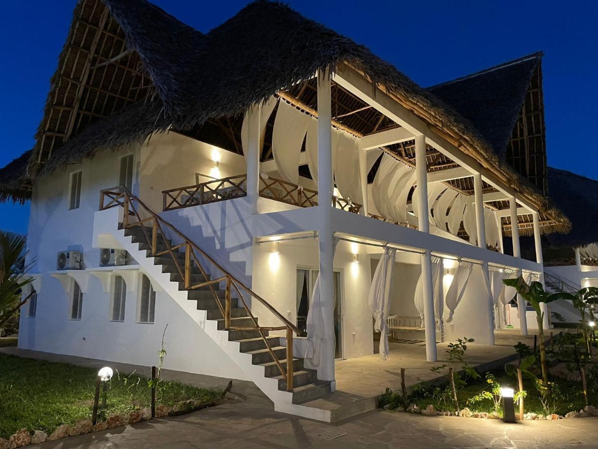 Ghelli House - Milele Resort 와타무 외부 사진