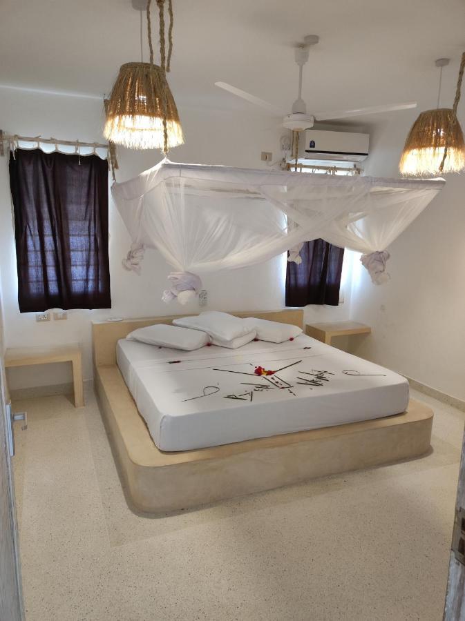 Ghelli House - Milele Resort 와타무 외부 사진